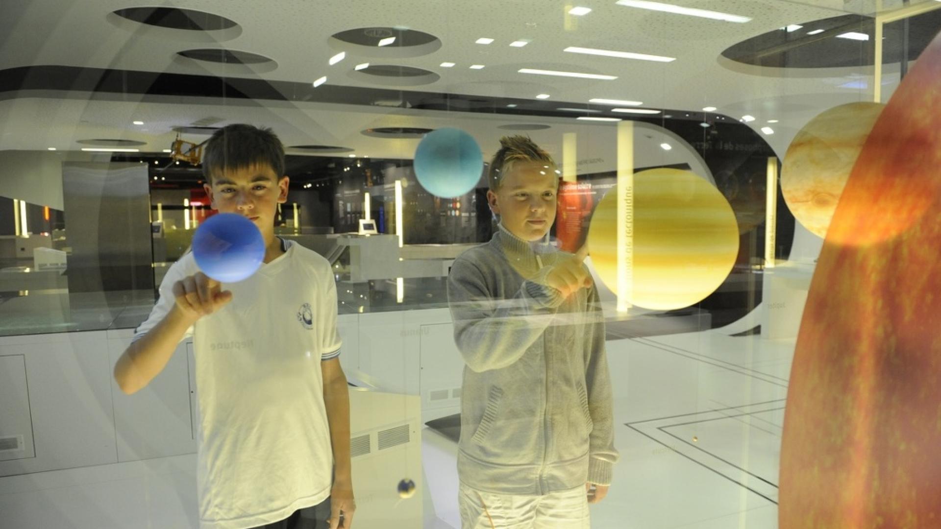 PLUS - Palais des Sciences et de l'Univers